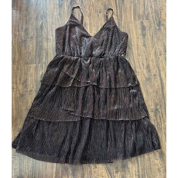 BCBGeneration Dresses & Skirts - BCBGeneration Women’s Multicolor Metallic Dress Sleeveless Tiered Large NEW $138